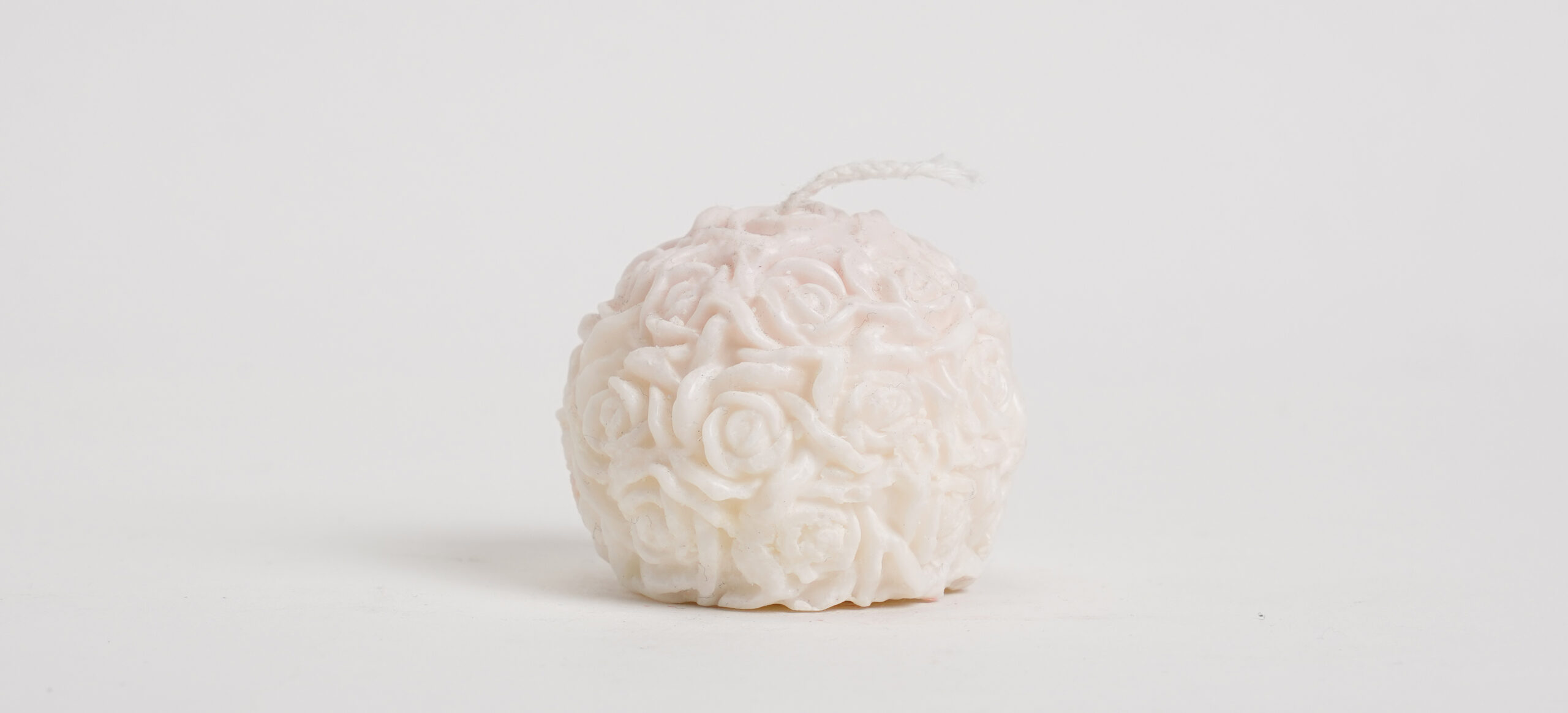 Rose Boule Shaped Candle