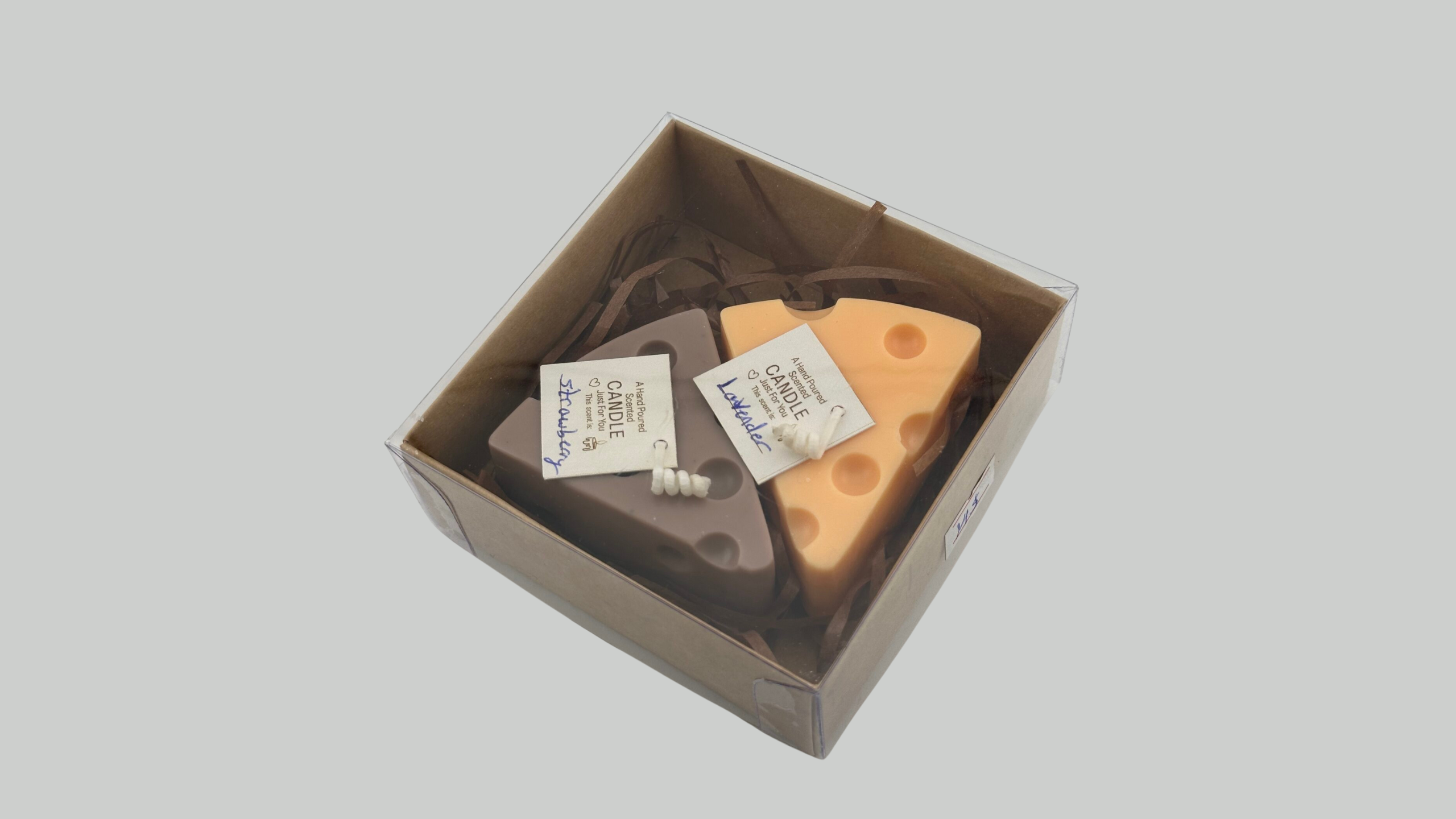 Two cheese in box جبنة (ع٢) في علبة