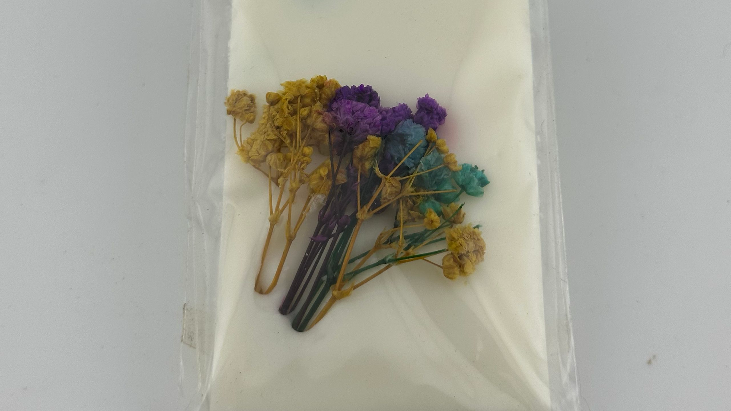 Scented Closet Candle in Cellophane
