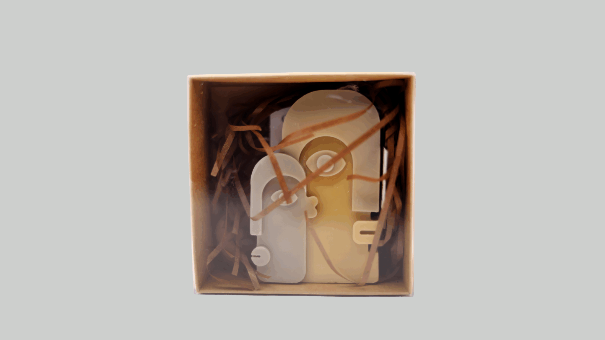 Double Face Beige in box وجه مزدوج لون بيج بعلبة