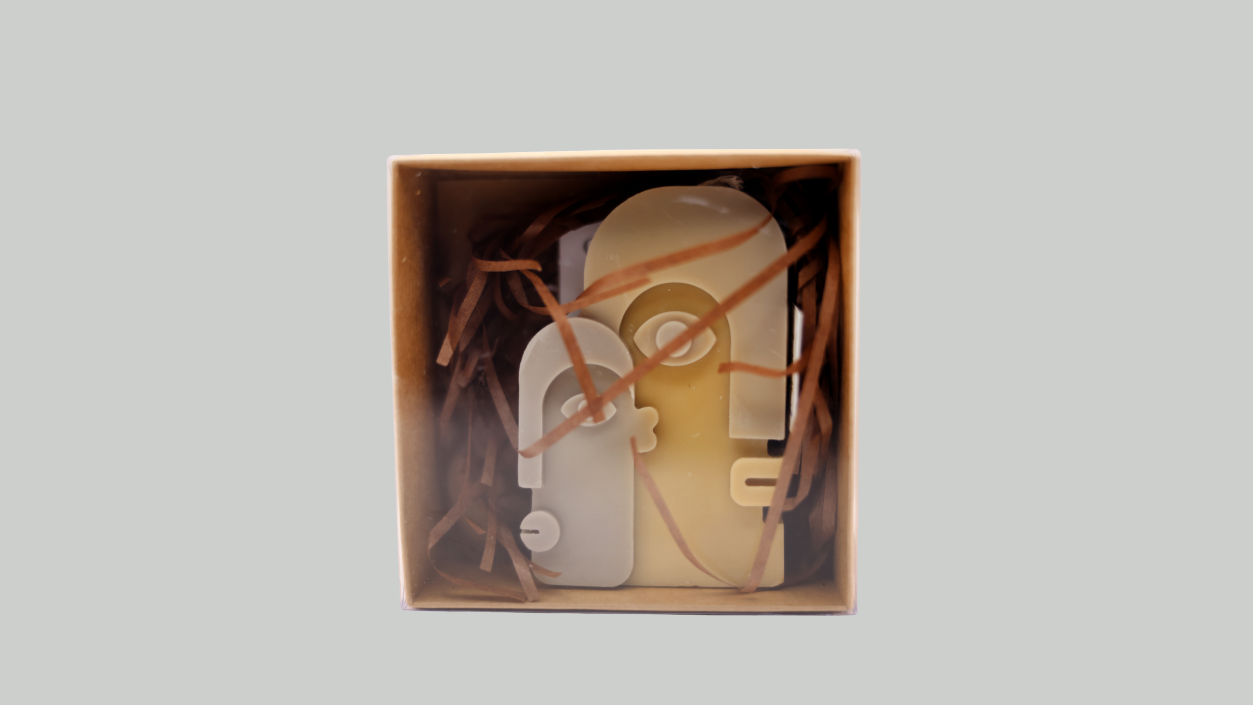 Double Face Beige in box وجه مزدوج لون بيج بعلبة