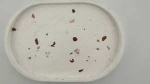 Small White Tray صينية صغيرة بيضاء